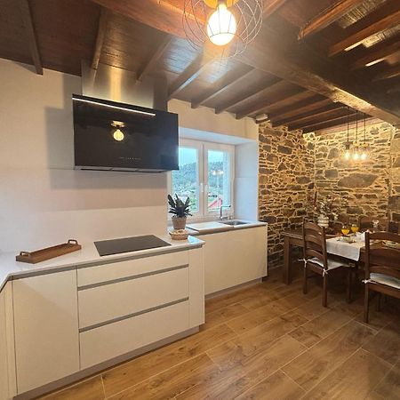 Casa Tarrio Con Piscina - Santiago De Compostela Villa Boqueixon Luaran gambar
