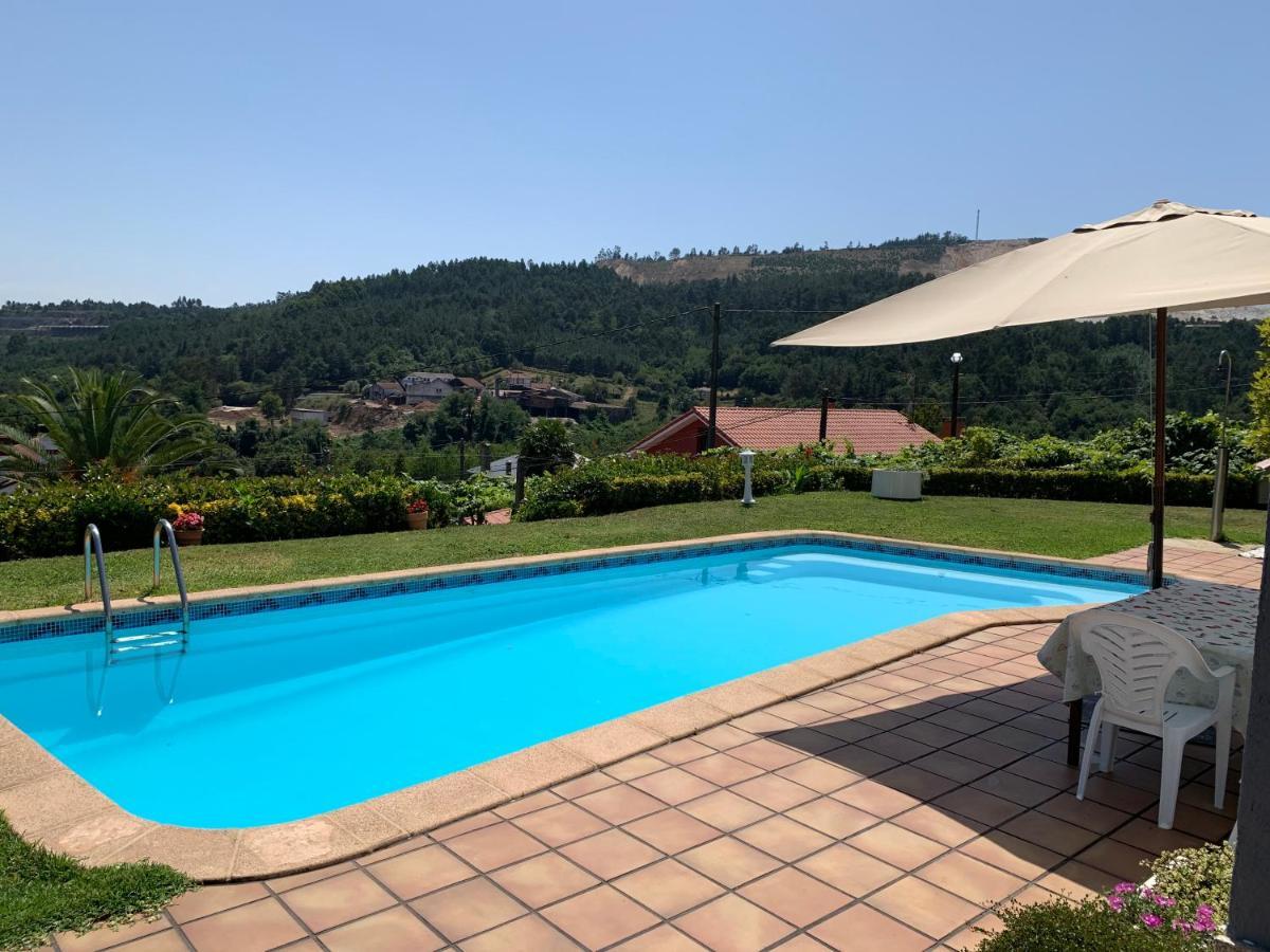 Casa Tarrio Con Piscina - Santiago De Compostela Villa Boqueixon Luaran gambar