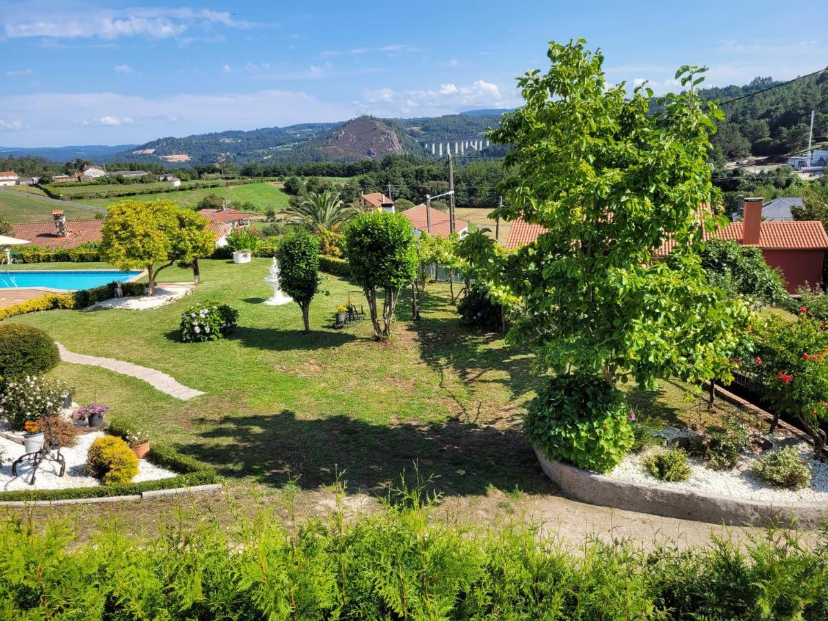 Casa Tarrio Con Piscina - Santiago De Compostela Villa Boqueixon Luaran gambar