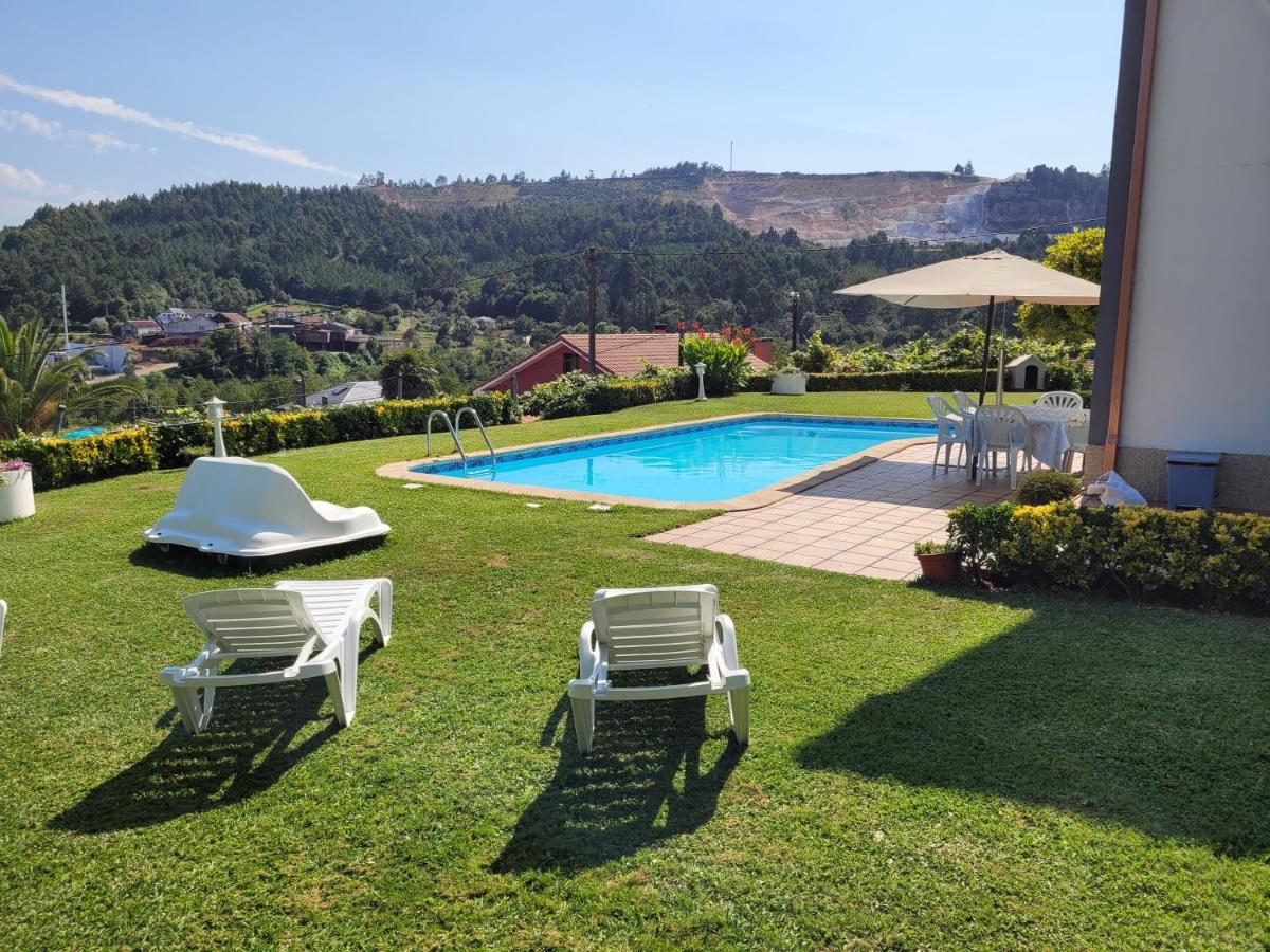 Casa Tarrio Con Piscina - Santiago De Compostela Villa Boqueixon Luaran gambar