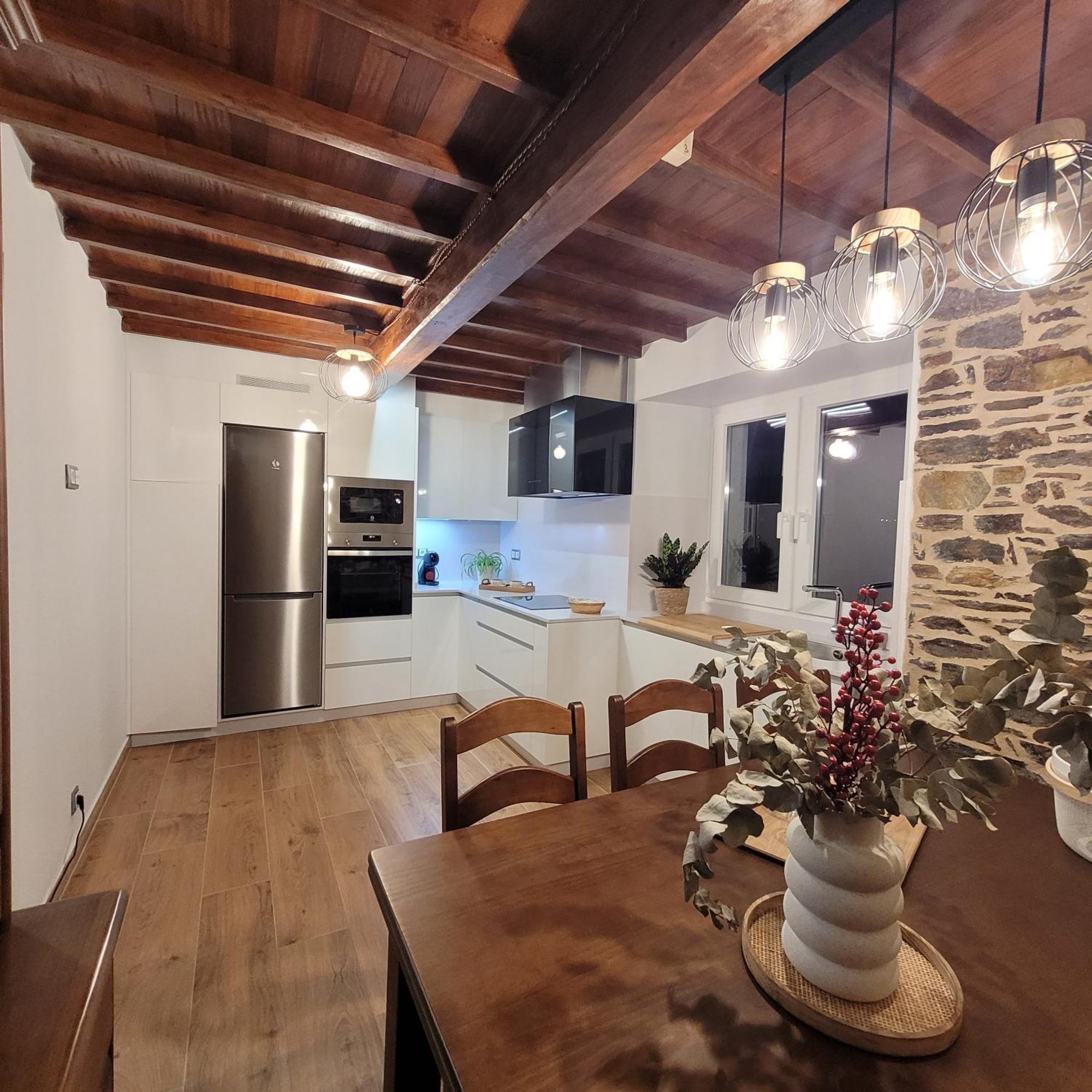 Casa Tarrio Con Piscina - Santiago De Compostela Villa Boqueixon Luaran gambar